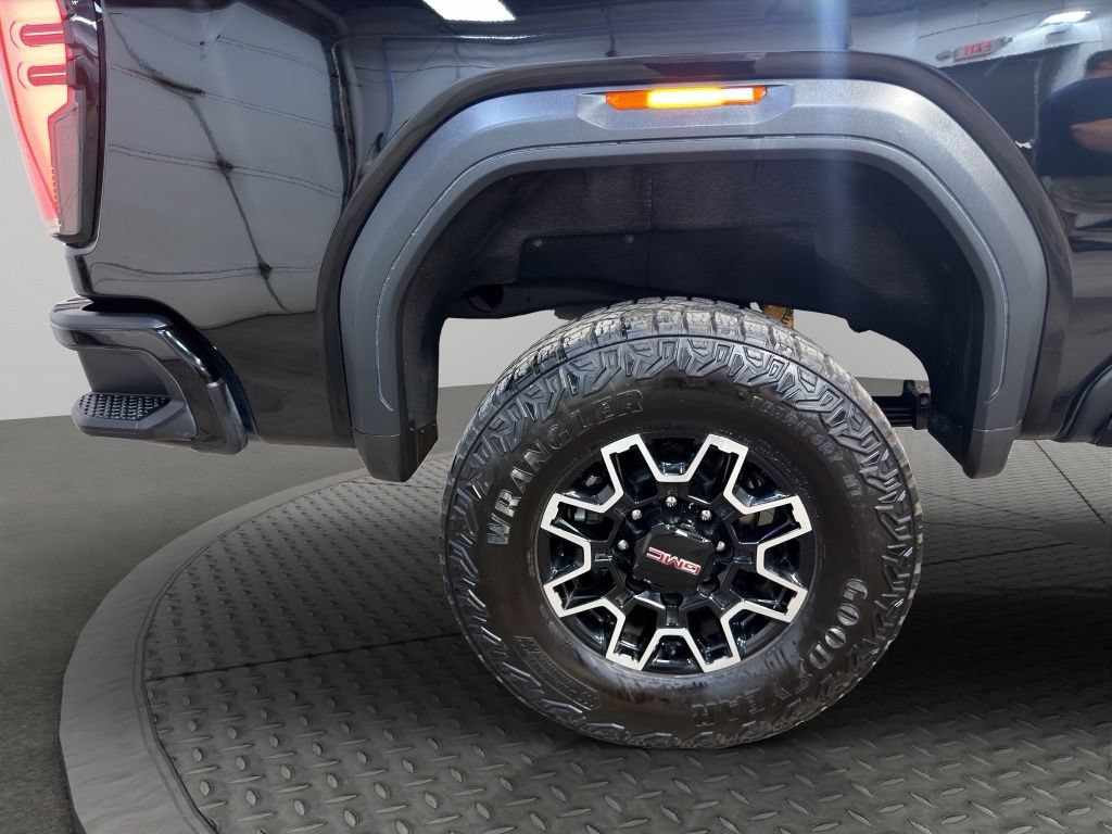 Used 2026 GMC Sierra 2500 AT4X AWD/4WD image 24