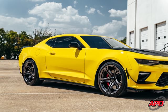 Used 2017 Chevrolet Camaro SS RWD image 74