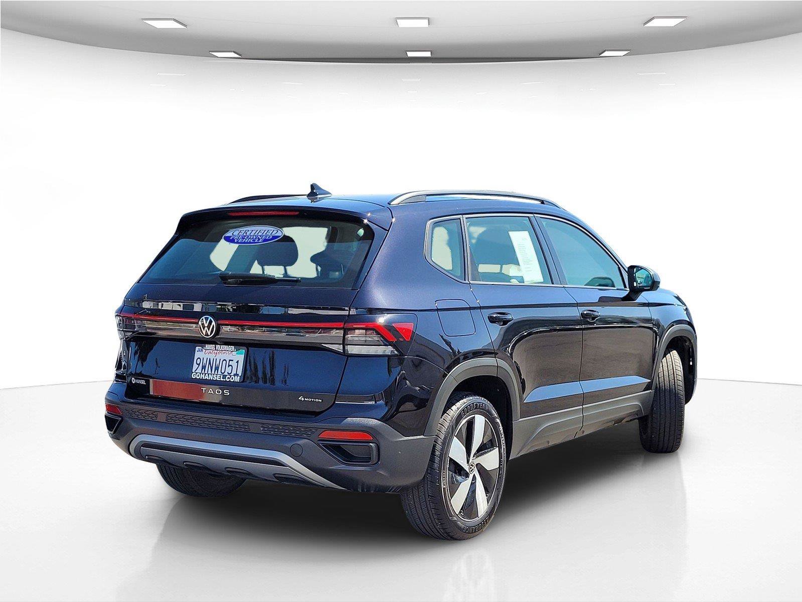 Certified 2025 Volkswagen Taos S AWD/4WD image 6