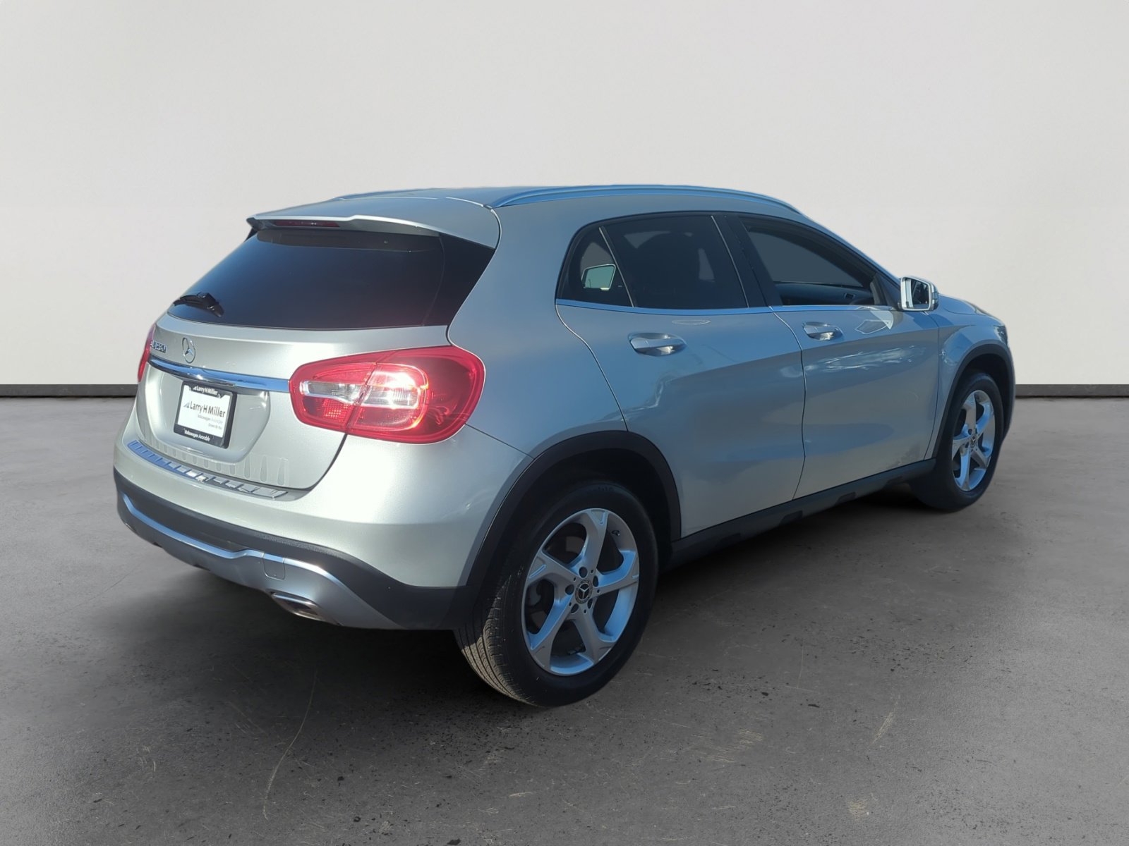 Used 2018 Mercedes-Benz GLA 250 w/ Convenience Package image 5