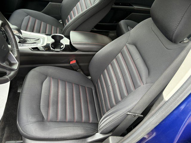 Used 2015 Ford Fusion SE w/ Equipment Group 201A image 18