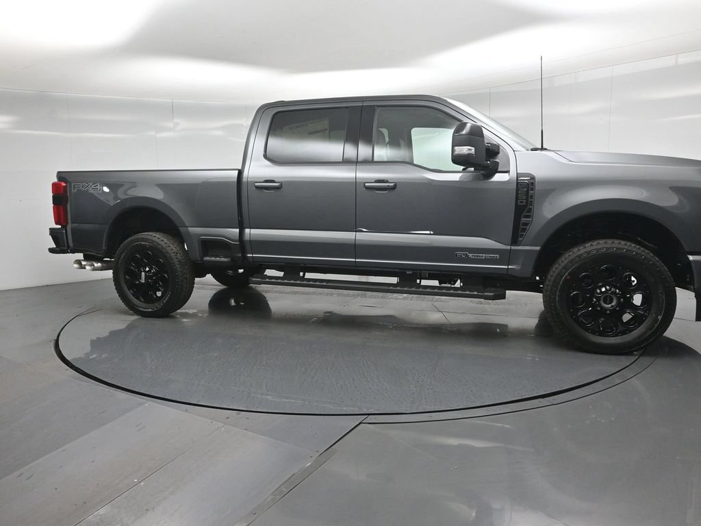 New 2026 Ford F250 Lariat w/ Black Appearance Package AWD/4WD image 24