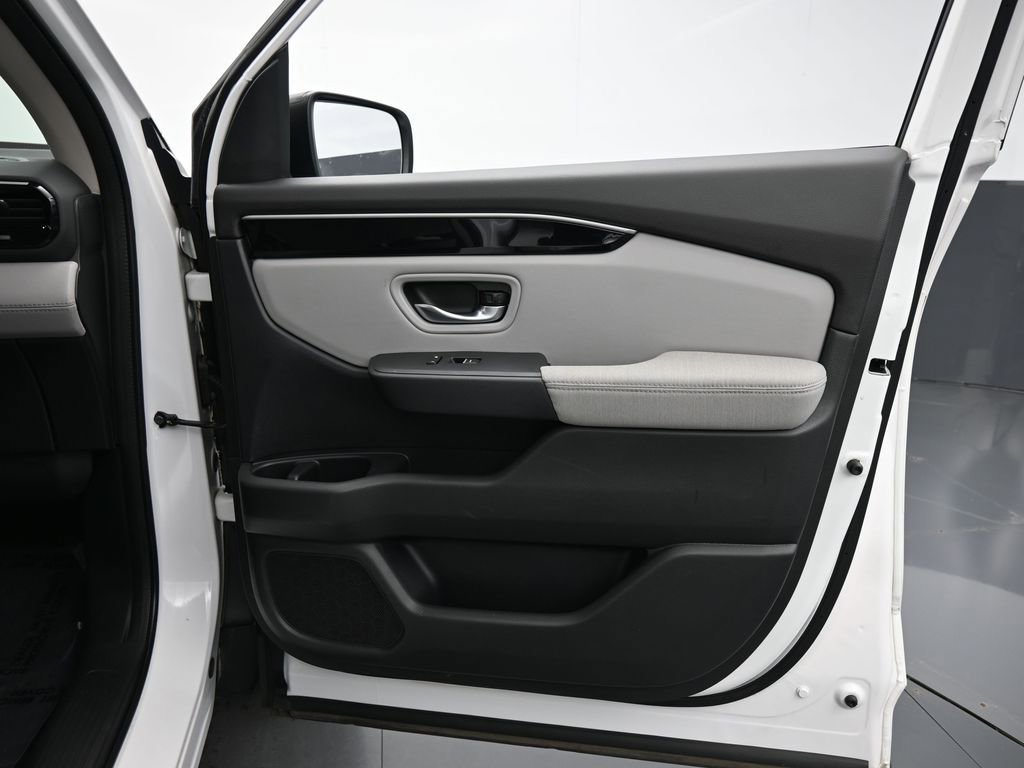 Used 2024 Honda Pilot LX image 38
