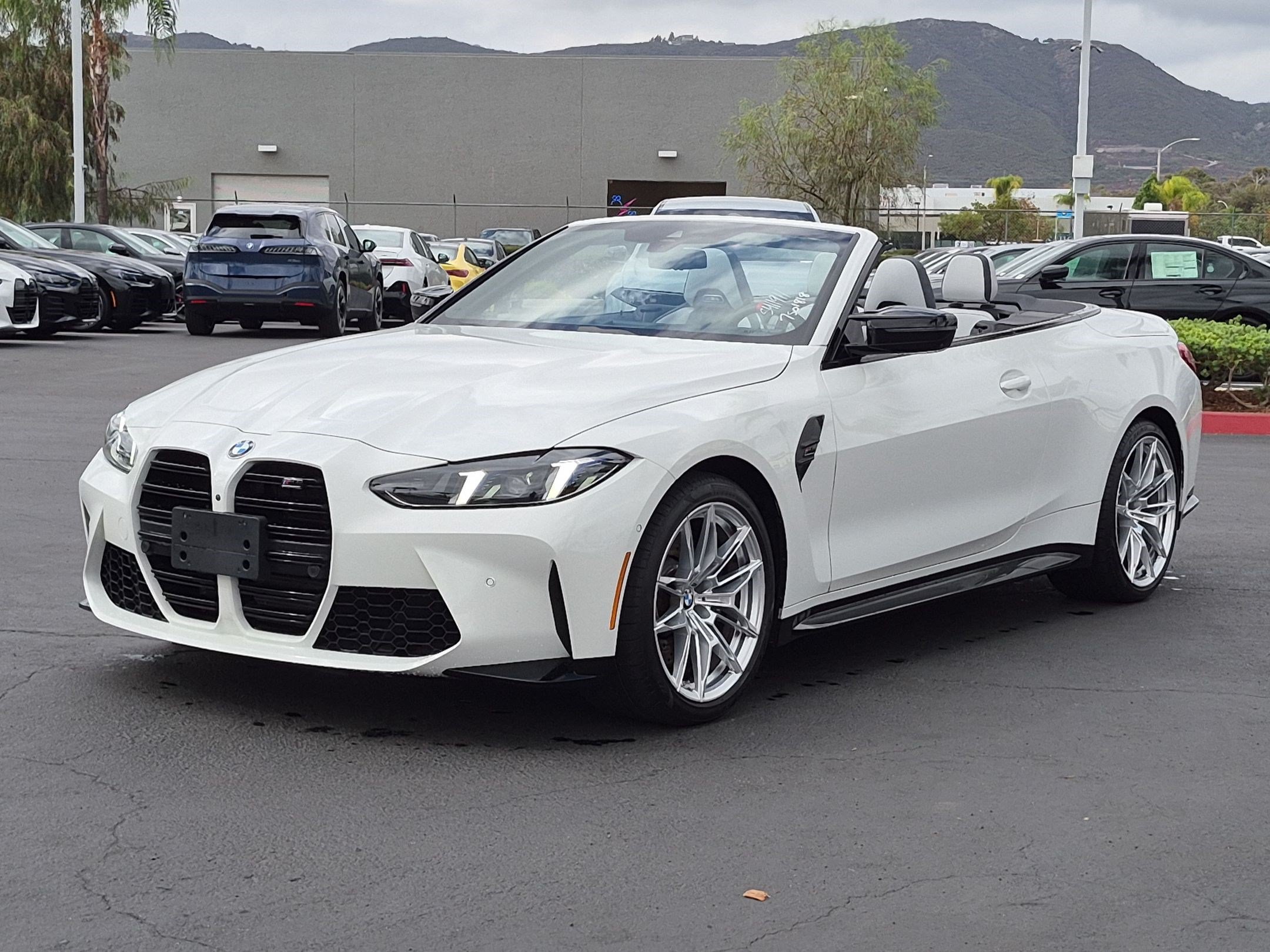 Used 2025 BMW M4 xDrive Competition w/ Executive Package AWD/4WD image 5