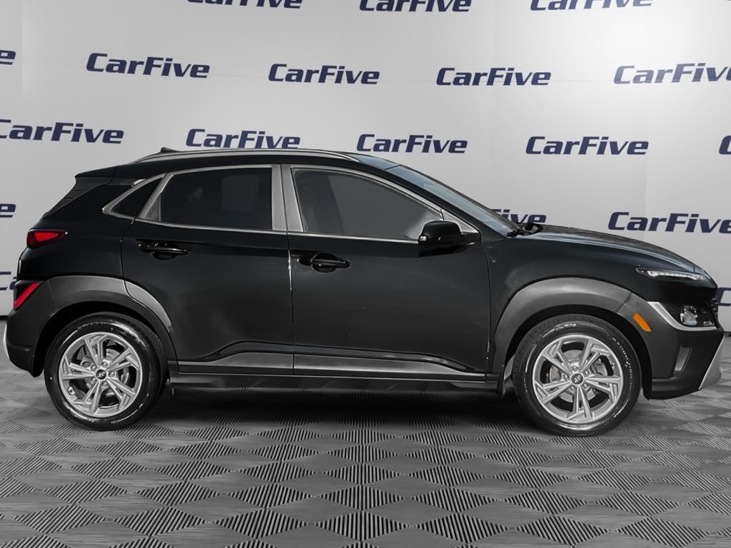 Used 2022 Hyundai Kona SEL w/ Cargo Package FWD image 7