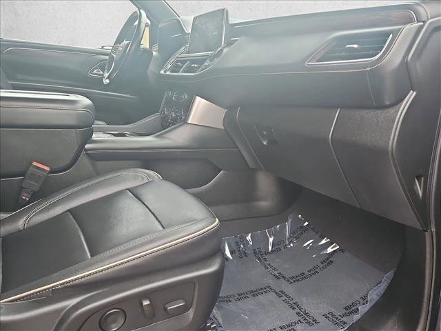 Used 2023 Chevrolet Suburban Premier image 23