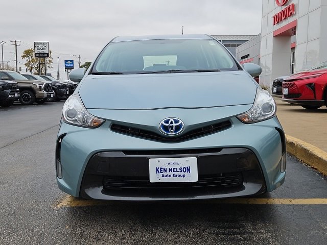 Used 2015 Toyota Prius V Five image 2