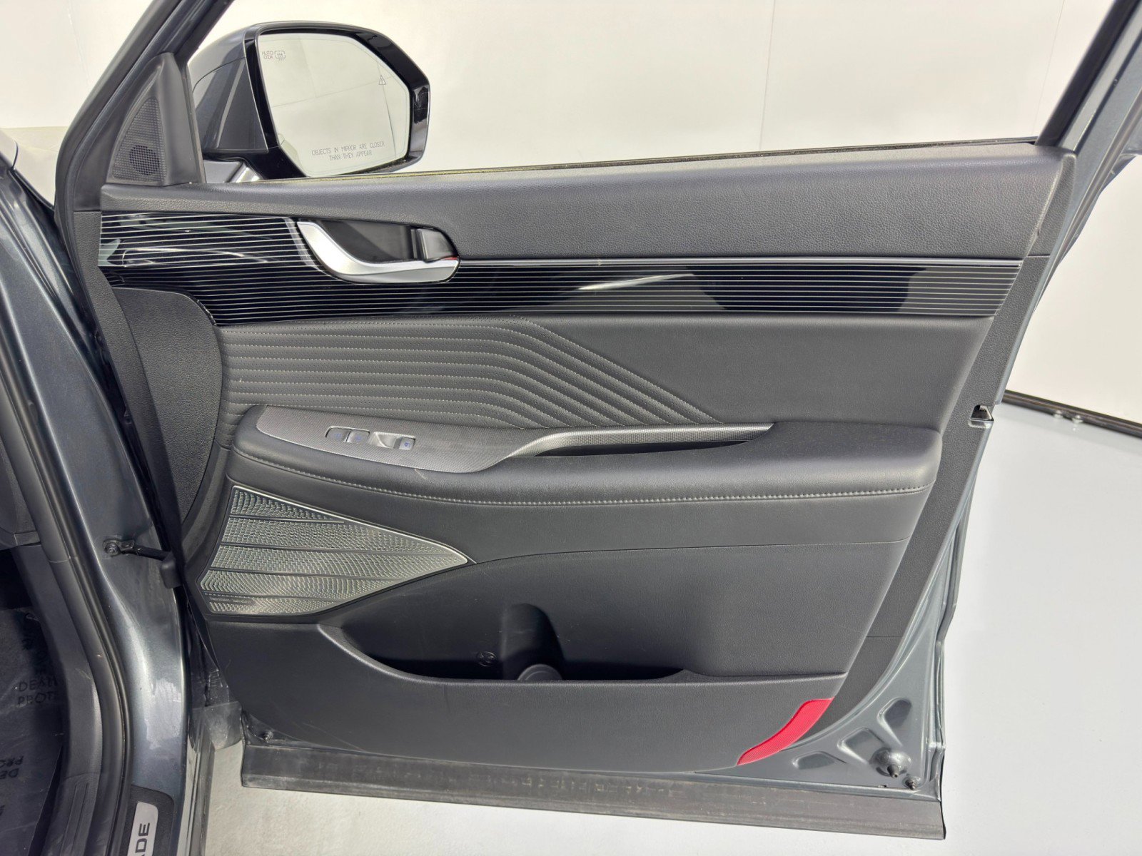 Used 2023 Hyundai Palisade Calligraphy image 45