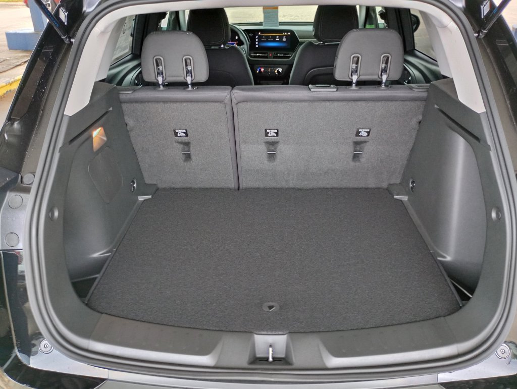 New 2026 Chevrolet TrailBlazer LS w/ LS Convenience Package FWD image 28