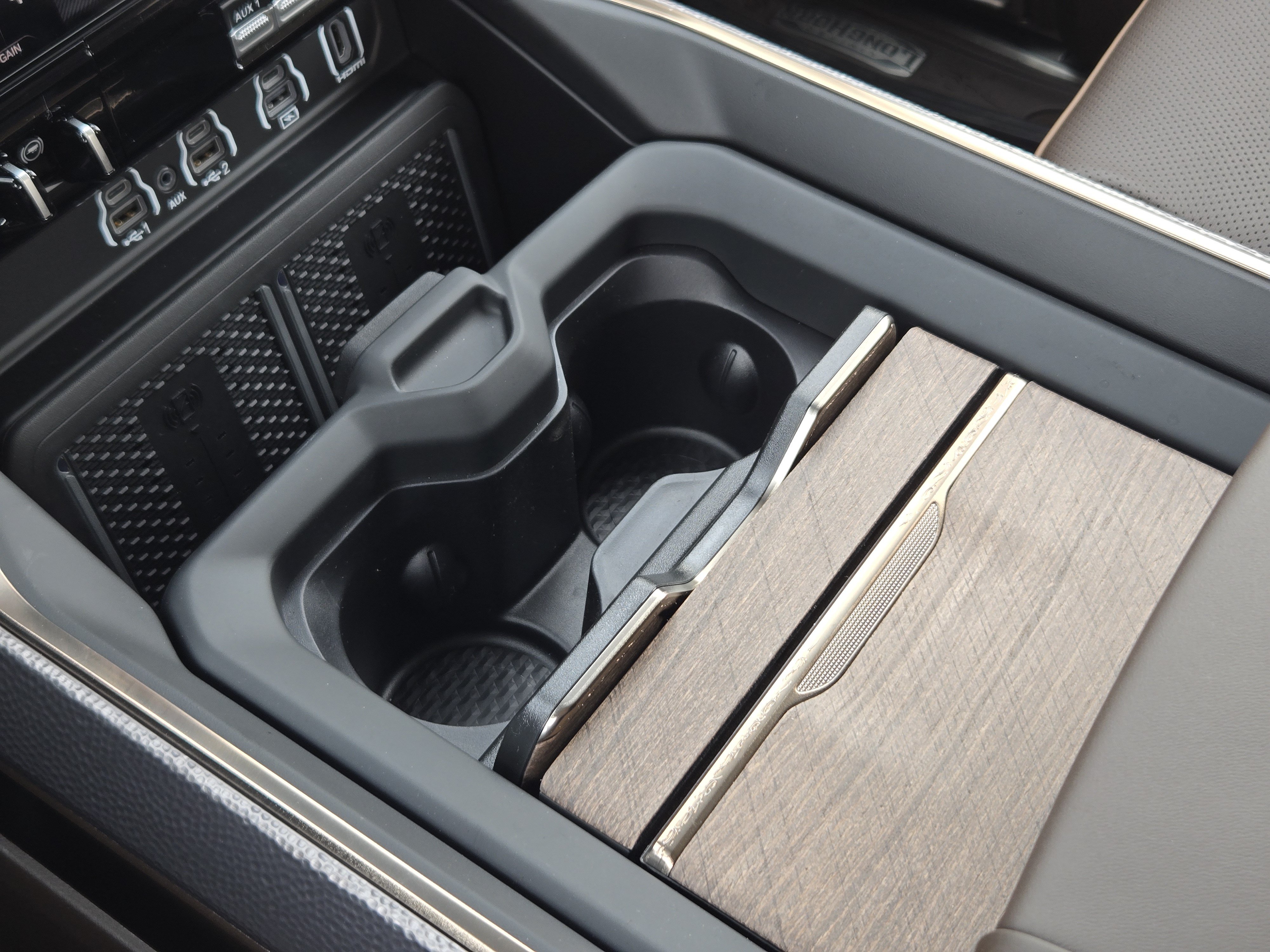 New 2026 RAM 3500 Longhorn AWD/4WD image 16