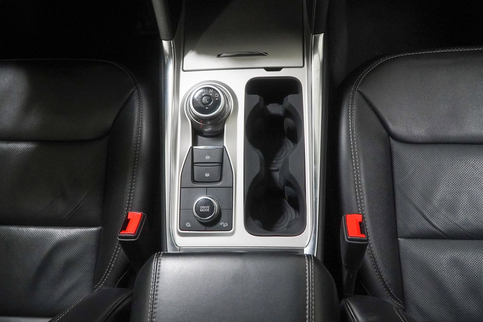 Used 2022 Ford Explorer Limited w/ Equipment Group 301A image 41