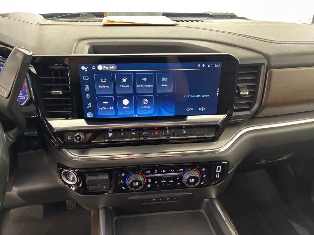 Certified 2024 Chevrolet Silverado 3500 High Country w/ Technology Package AWD/4WD image 26