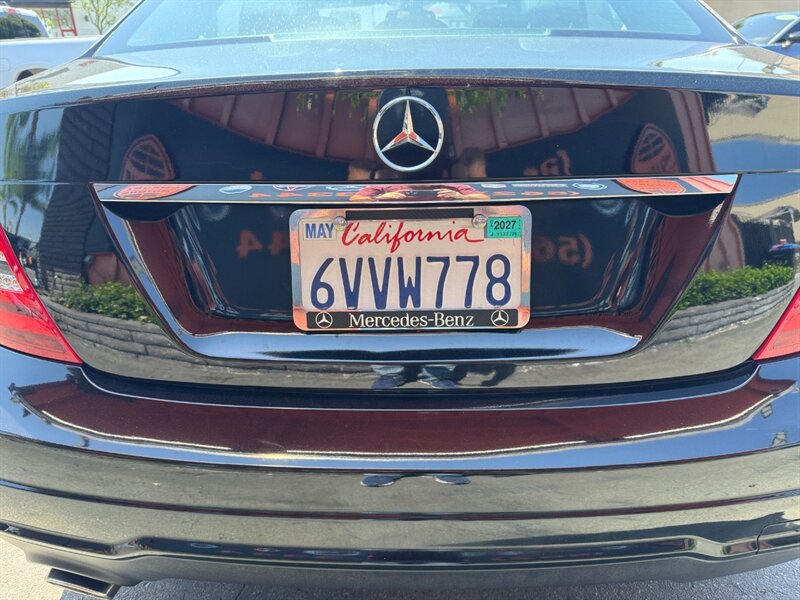 Used 2012 Mercedes-Benz C 250 Sedan image 14