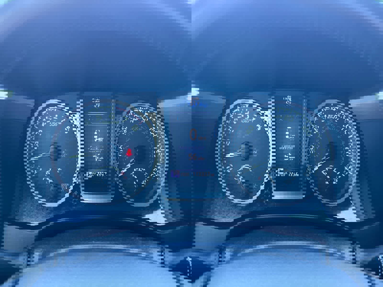 Used 2016 Toyota Tacoma SR5 w/ SR5 Appearance Package (SN) image 23