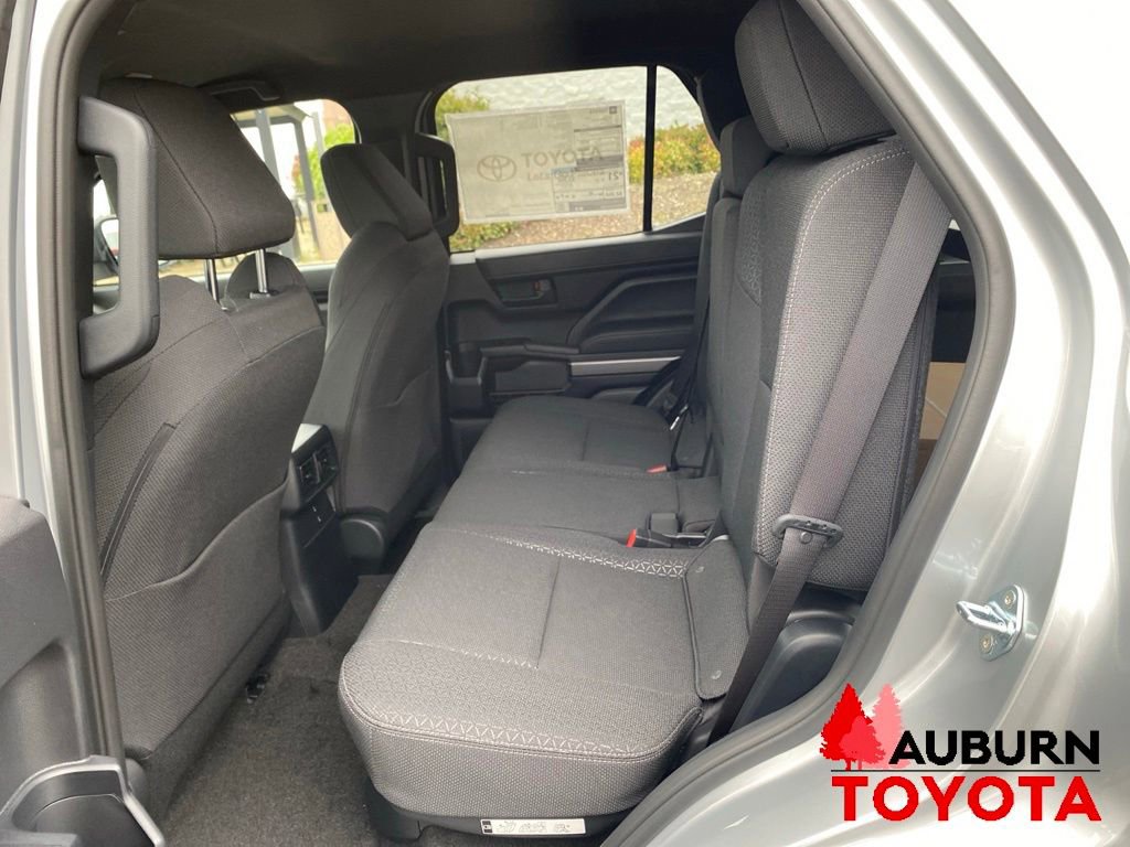 New 2026 Toyota 4Runner SR5 AWD/4WD image 22