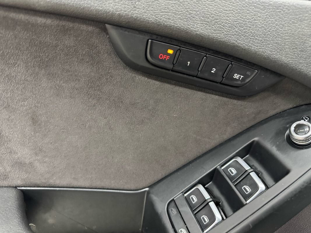 Used 2013 Audi S4 Prestige w/ Prestige Pkg AWD/4WD image 23