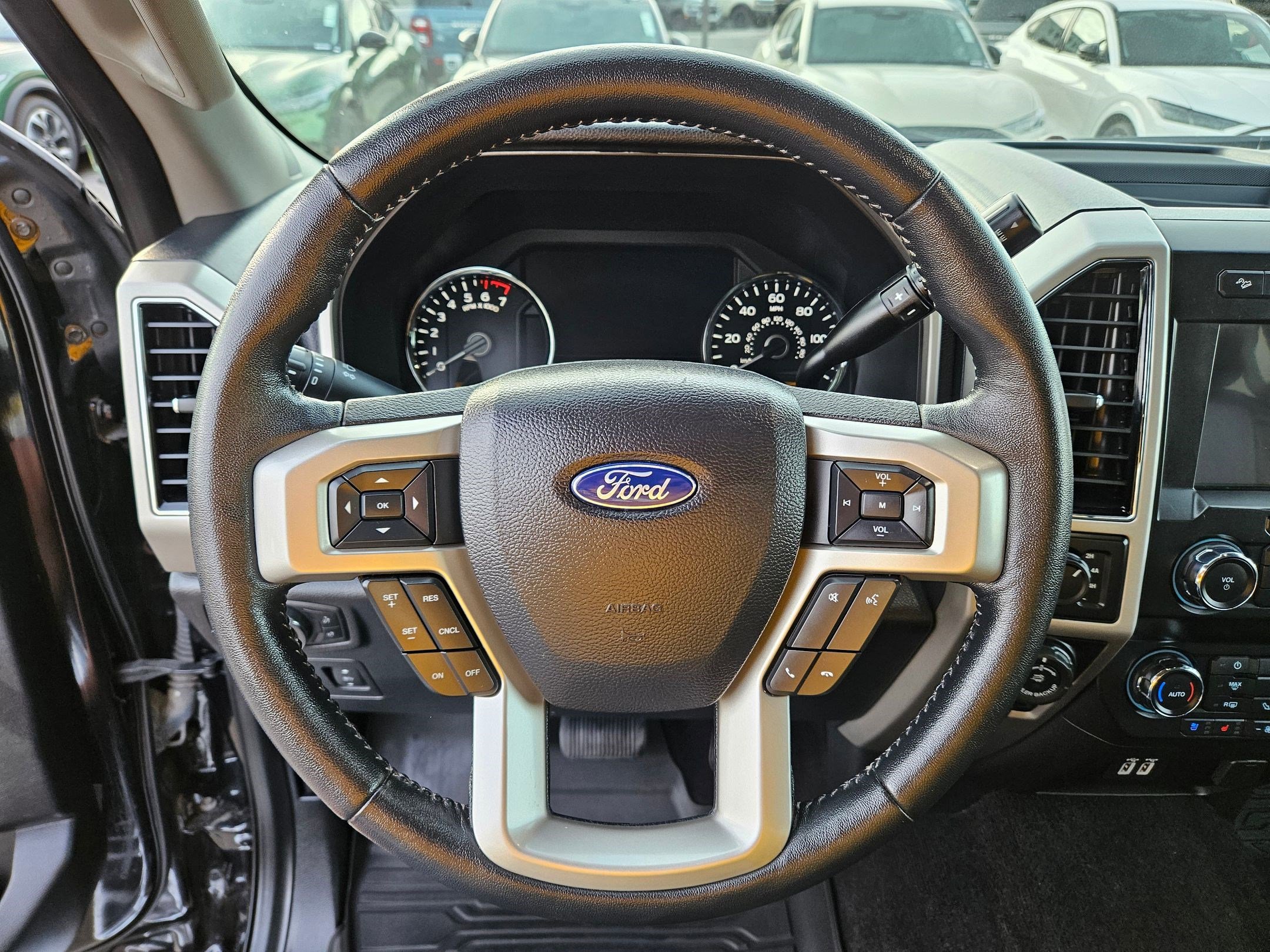 Used 2020 Ford F150 Lariat w/ Equipment Group 501A Mid image 18