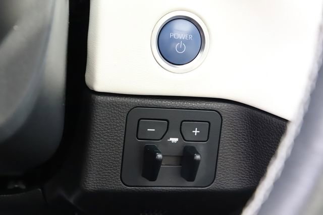 Used 2024 Toyota Tundra Capstone AWD/4WD image 37