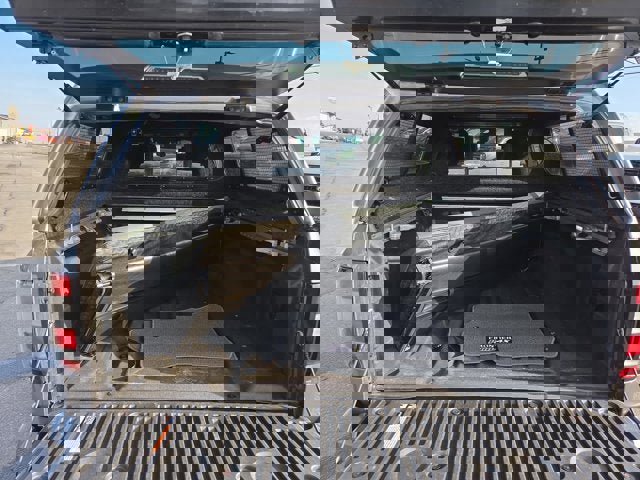 Used 2022 Nissan Frontier PRO-4X w/ Pro-4X Premium Package image 7