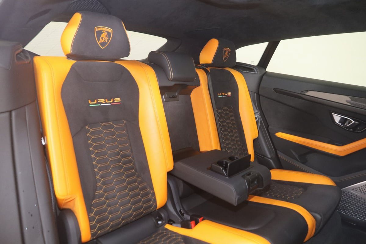 Used 2021 Lamborghini Urus AWD/4WD image 19