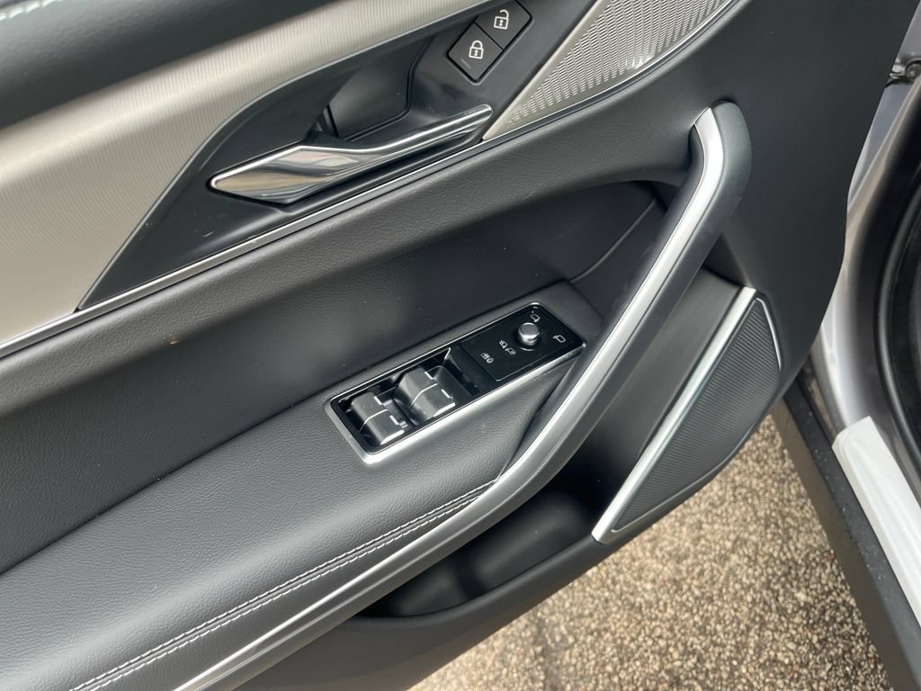 New 2026 Jaguar F-PACE R-Dynamic S AWD/4WD image 11
