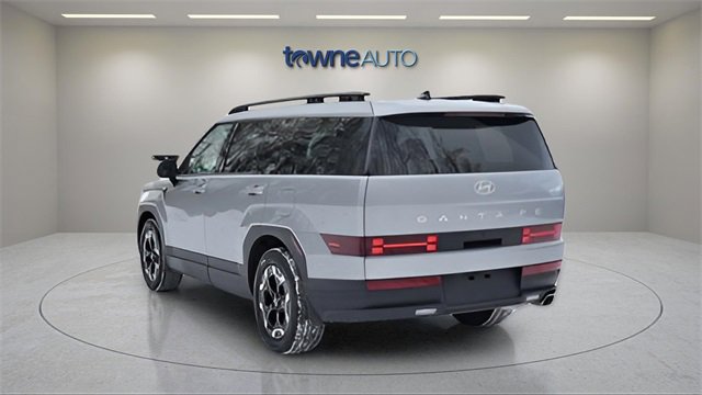 Used 2025 Hyundai Santa Fe SEL image 3