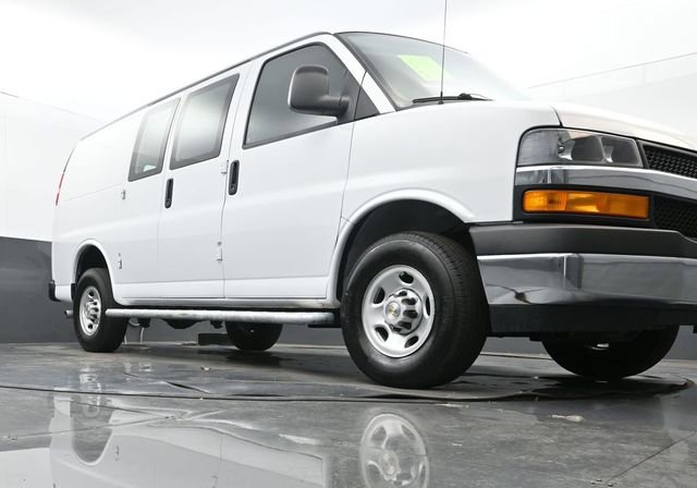 Used 2024 Chevrolet Express 2500 w/ Driver Convenience Package image 21