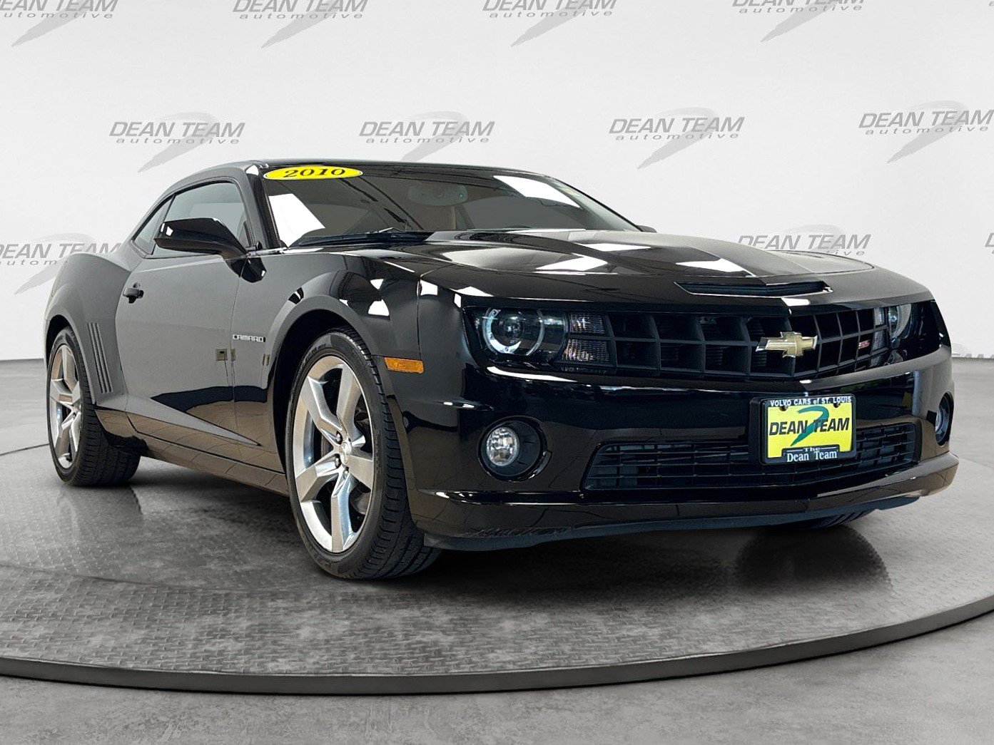 Used 2010 Chevrolet Camaro SS w/ RS Package RWD image 3
