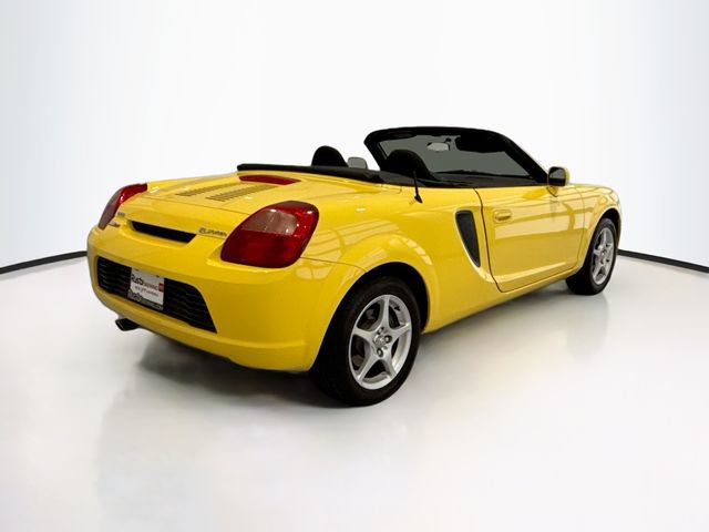 Used 2001 Toyota MR2 RWD image 7