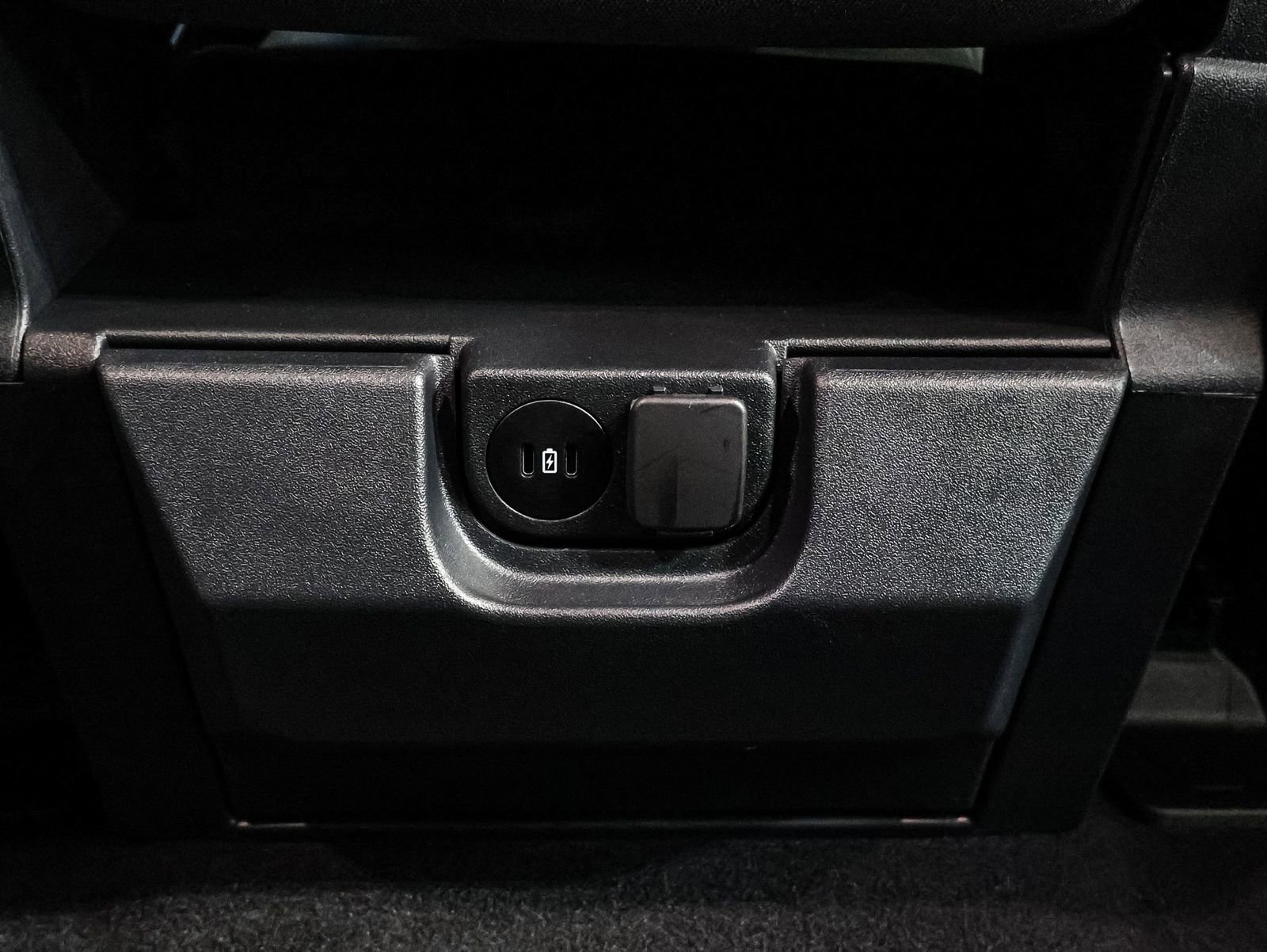 Certified 2024 Ford F150 XLT image 27