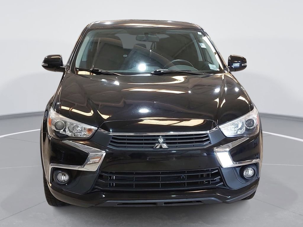 Used 2017 Mitsubishi Outlander Sport SE image 2
