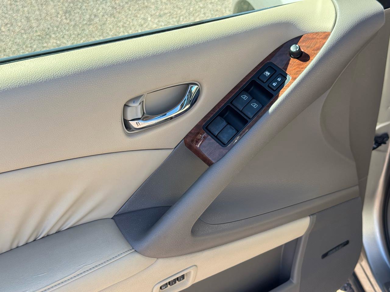 Used 2009 Nissan Murano LE image 30
