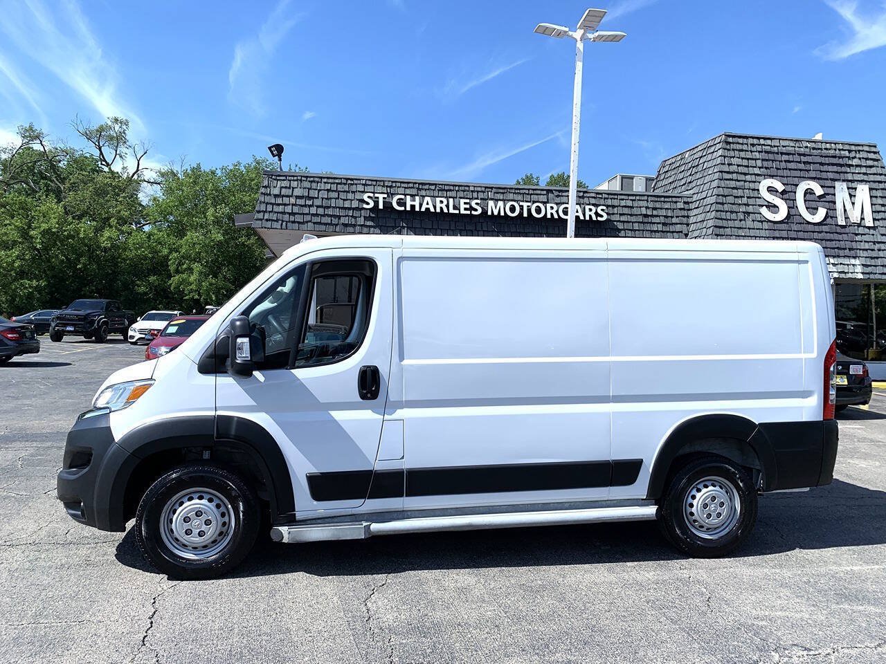 Used 2025 RAM ProMaster 2500 w/ U-Haul Equipment Group FWD image 3