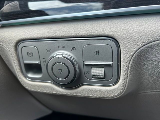 Used 2023 Mercedes-Benz GLE 350 w/ AMG Line Exterior image 15