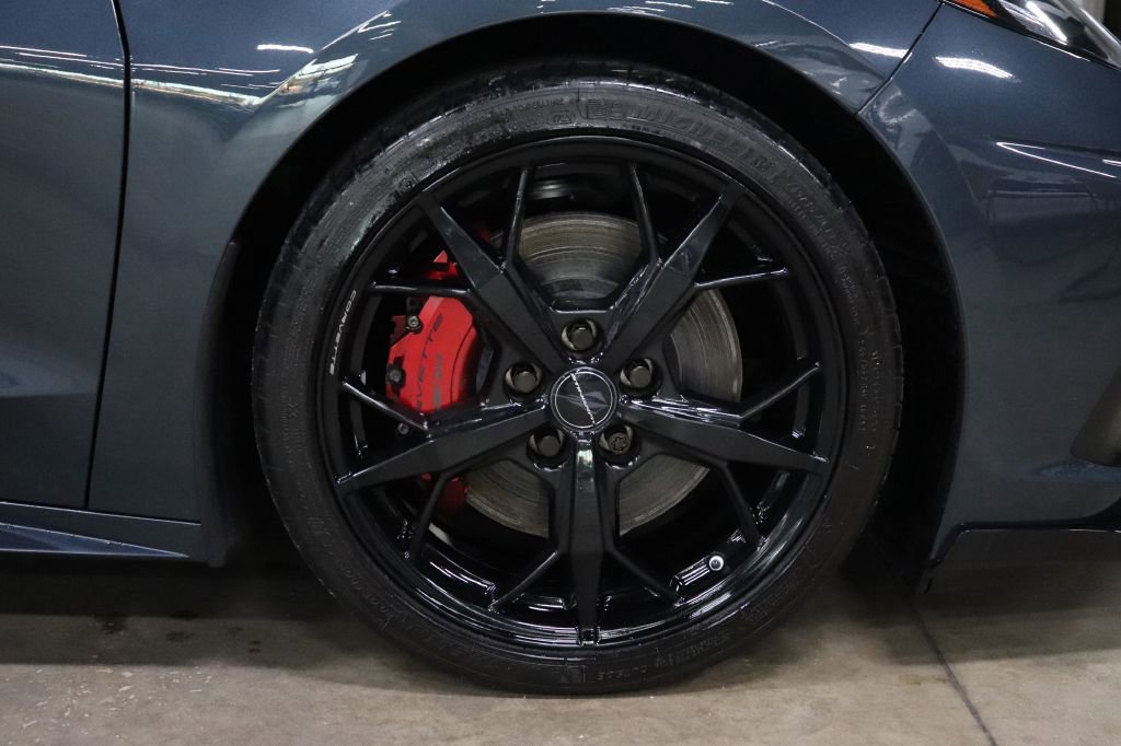 Used 2021 Chevrolet Corvette Stingray Premium Conv w/ Z51 Performance Package image 38