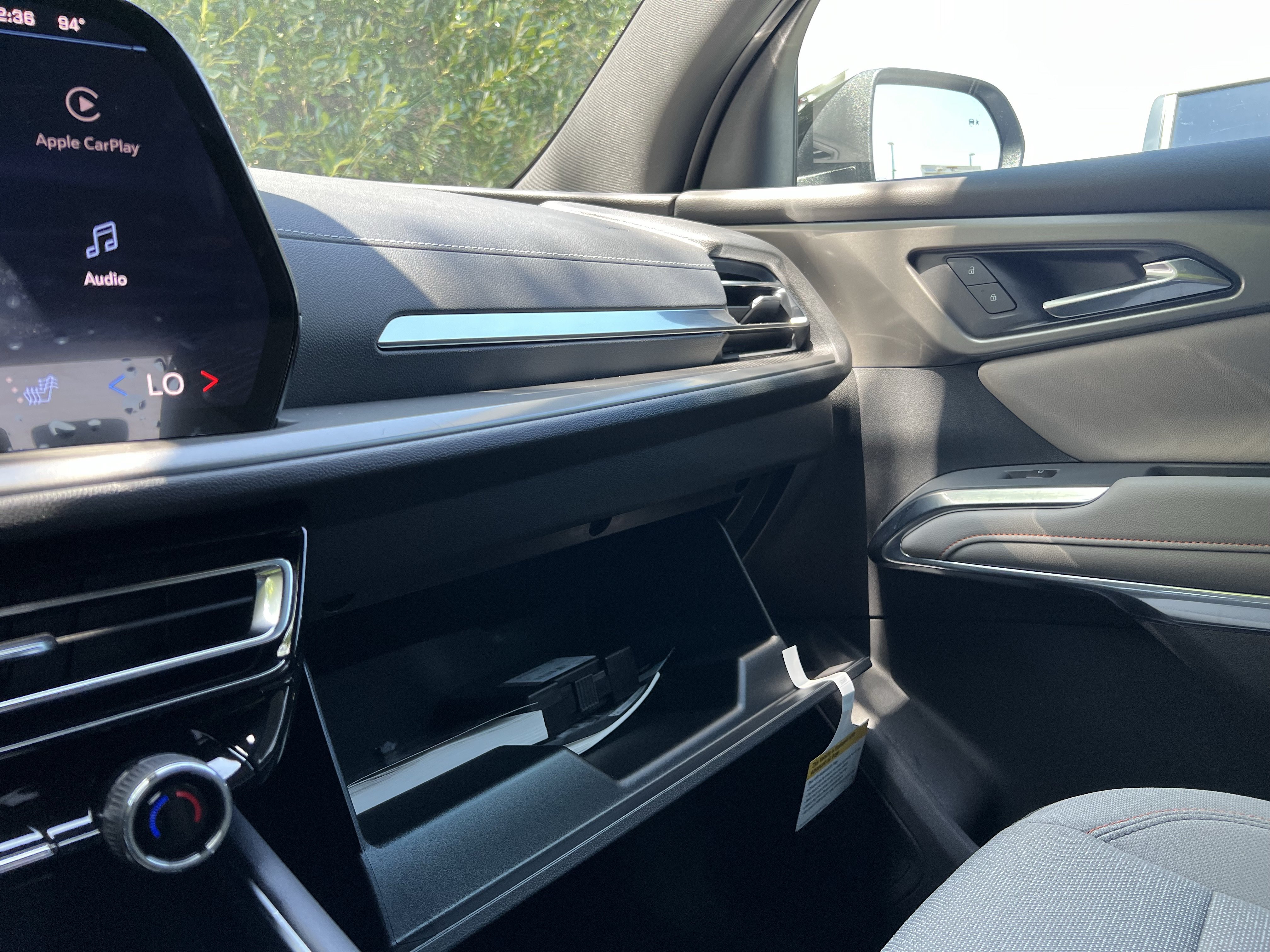 New 2027 Chevrolet Traverse LT FWD image 28