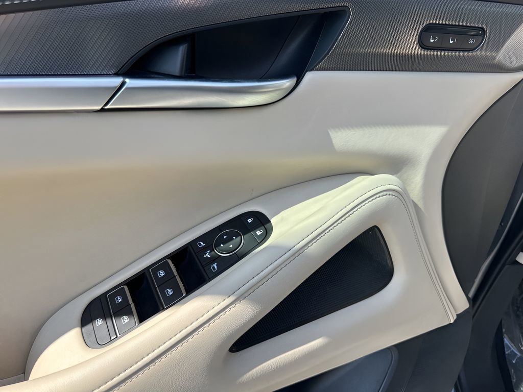 Used 2023 INFINITI QX60 Luxe image 24