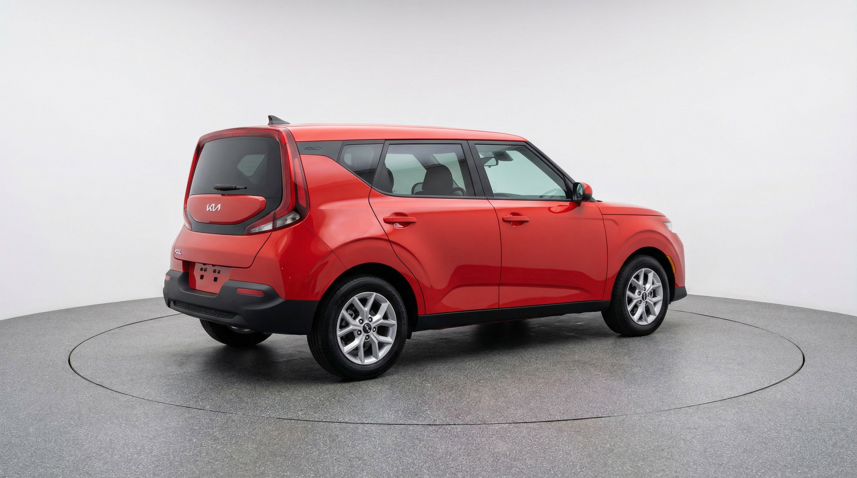 Used 2025 Kia Soul LX w/ LX Technology Package image 9