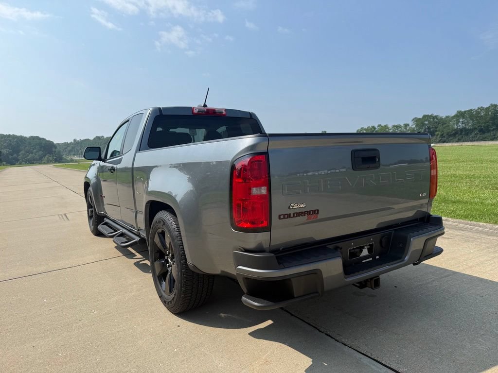 Used 2022 Chevrolet Colorado LT w/ Redline Special Edition AWD/4WD image 9