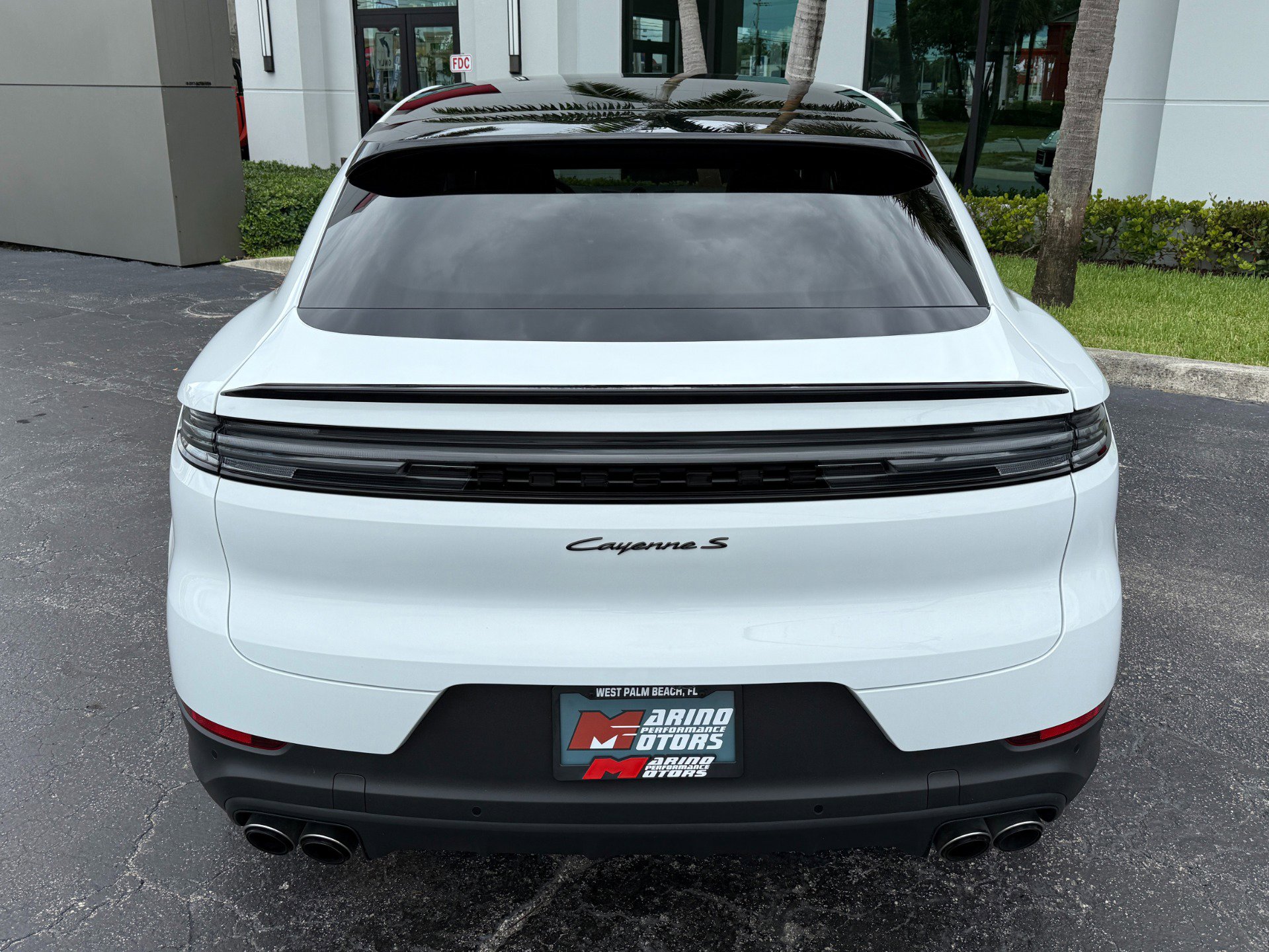 Used 2024 Porsche Cayenne S image 16