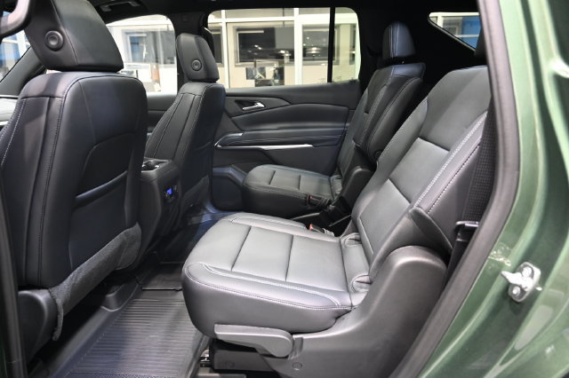 New 2027 Chevrolet Traverse LT w/ LPO, Floor Liner Package AWD/4WD image 11