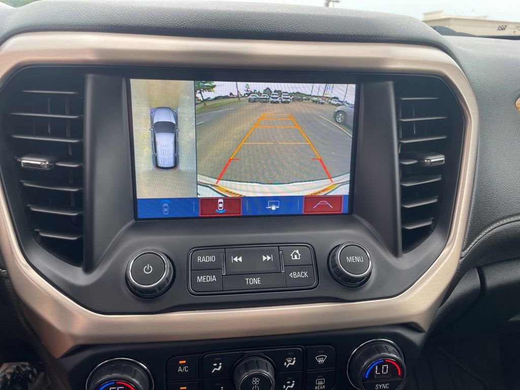 Used 2019 GMC Acadia Denali w/ Technology Package FWD image 25