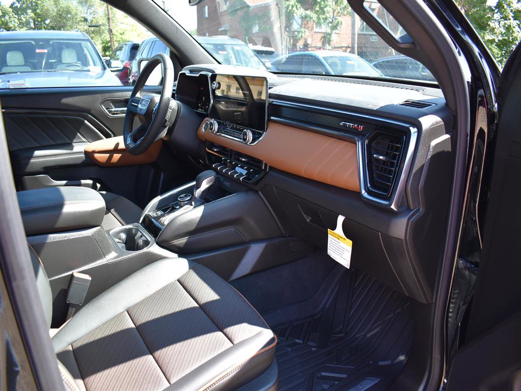 New 2026 GMC Canyon AT4 w/ Technology Plus Package image 5