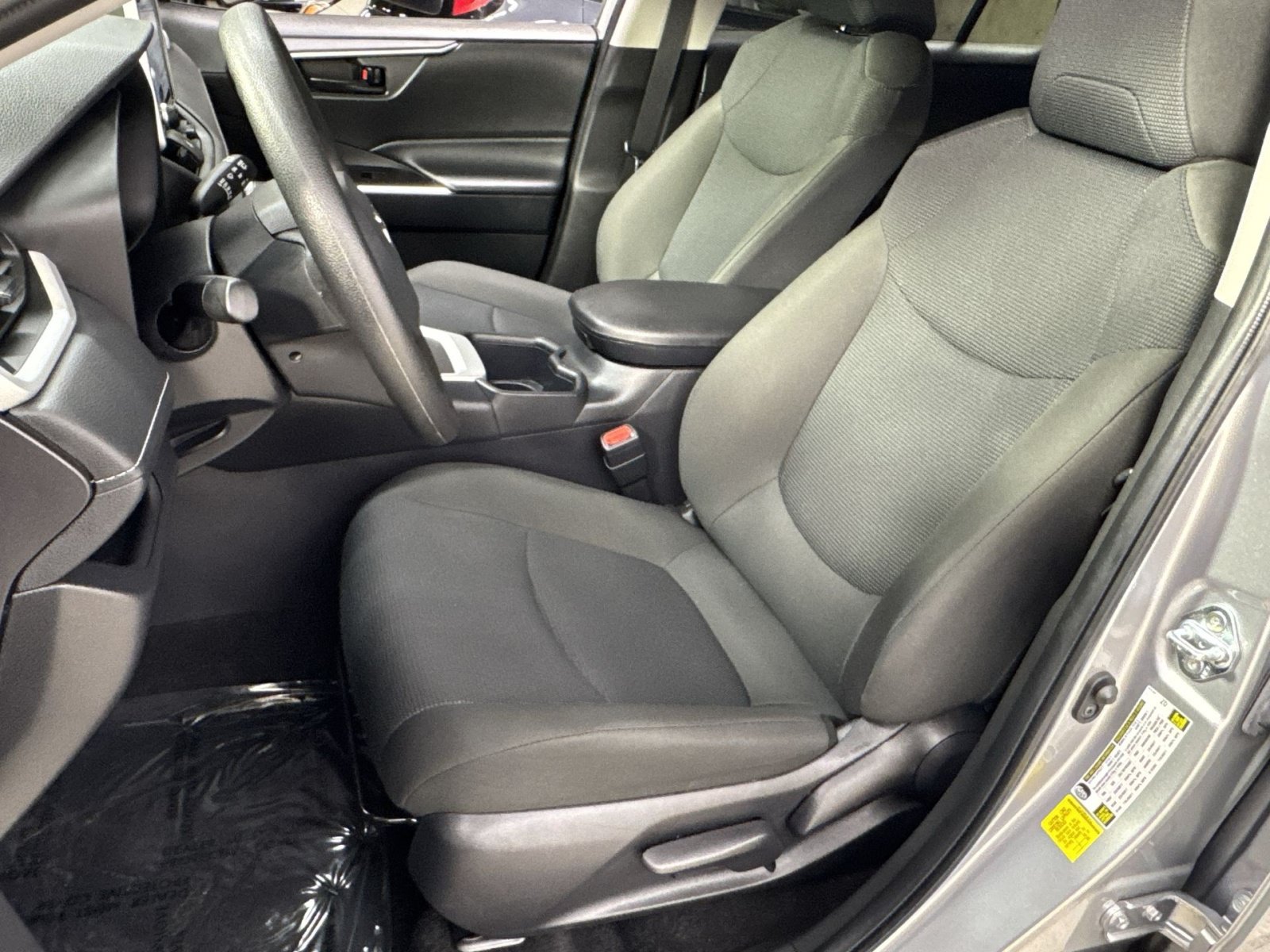 Used 2025 Toyota RAV4 LE AWD/4WD image 14