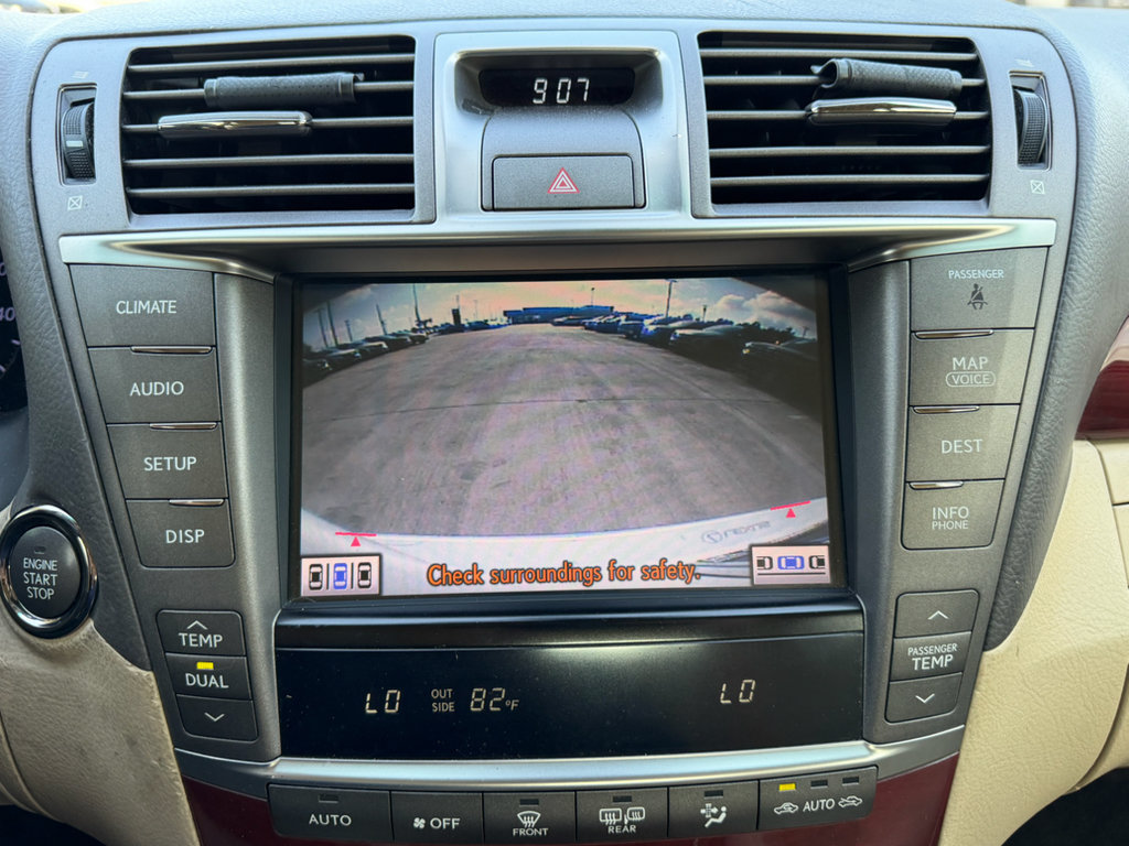 Used 2011 Lexus LS 460 w/ Luxury Value Edition RWD image 19