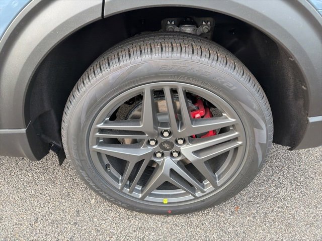 New 2026 Ford Explorer ST w/ Sun And Sound Package image 6