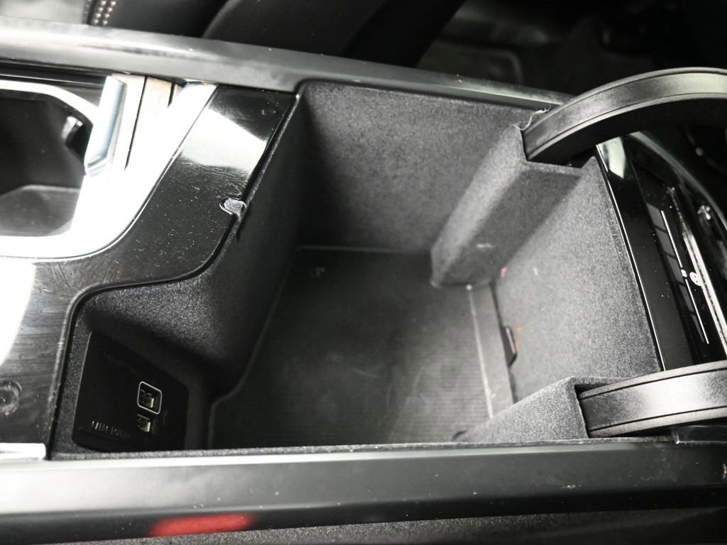 Used 2021 Volvo XC90 T6 Inscription image 28