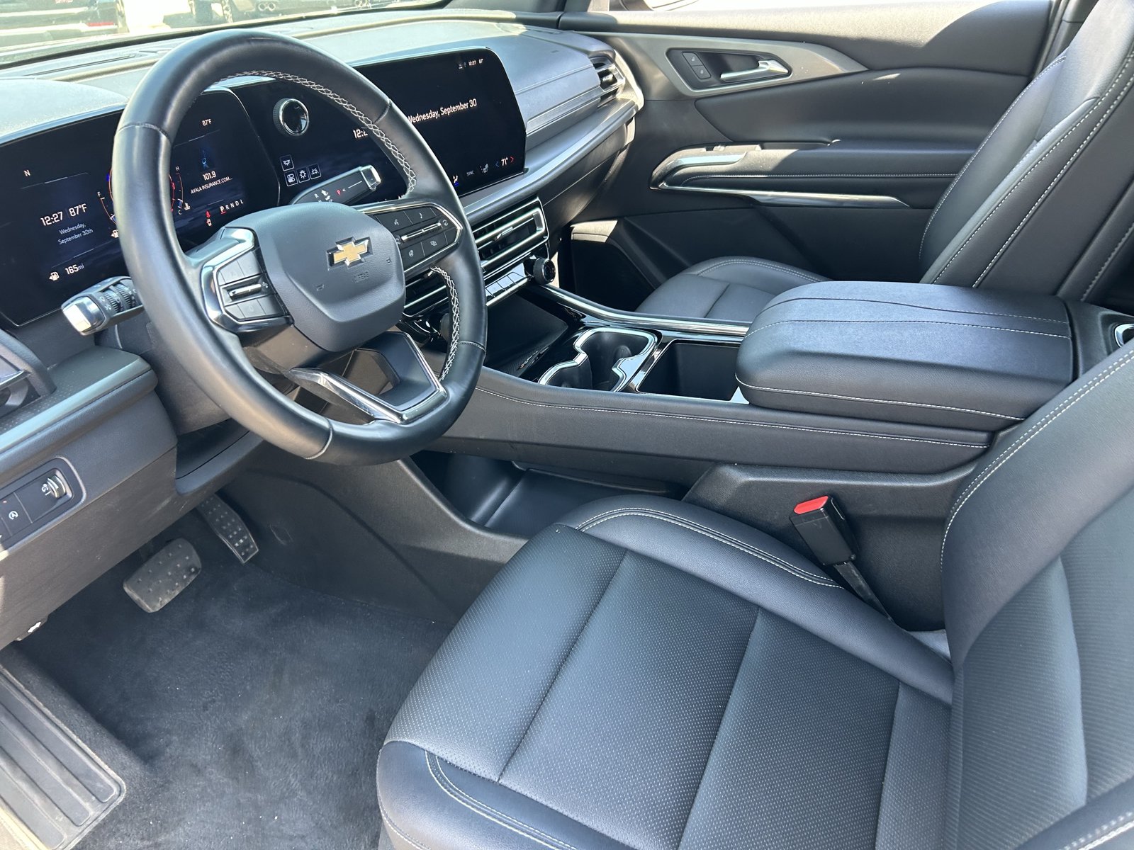 Certified 2025 Chevrolet Traverse LT FWD image 28