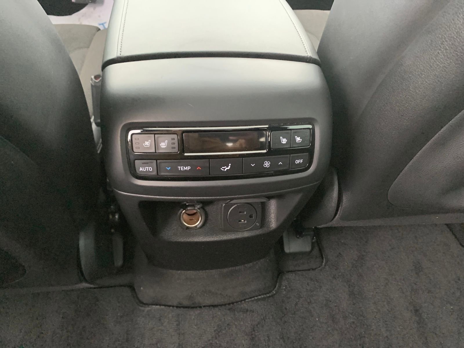 Used 2024 Hyundai Palisade Calligraphy image 27