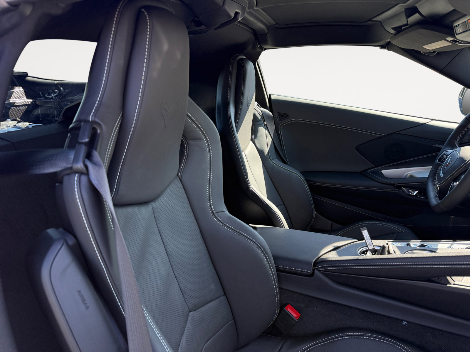 New 2026 Chevrolet Corvette Stingray Coupe w/ Battery Protection Package image 18